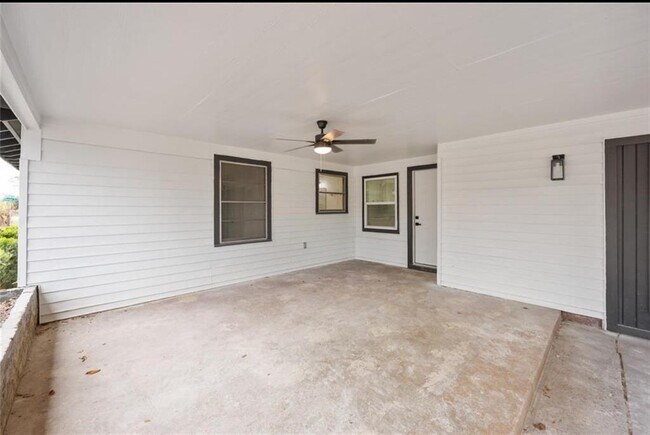 Building Photo - 7425 Rhobell St