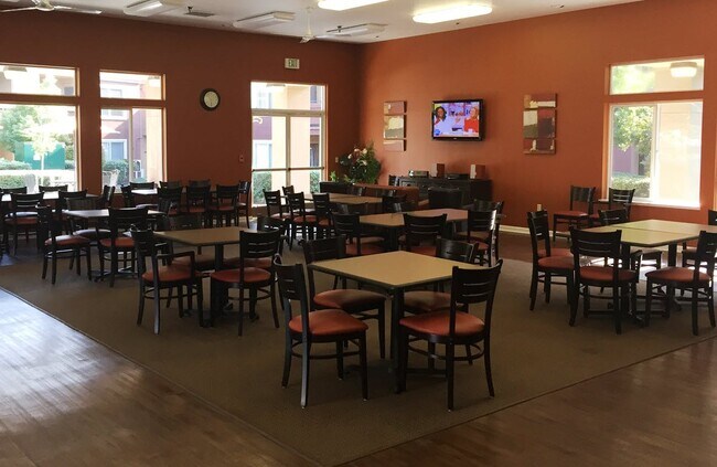 Foto del edificio - Heritage Park at Hilltop| 55+ Senior Affordable Community