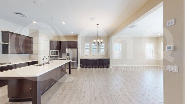 Foto del edificio - 3507 E Robin Ln