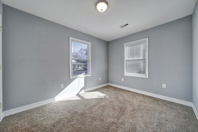 Foto del edificio - Cute Gastonia Home For Rent