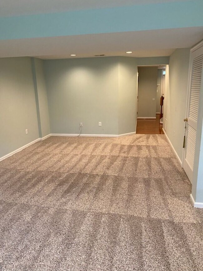 Building Photo - Townhome Village of Dorchester Hanover, MD