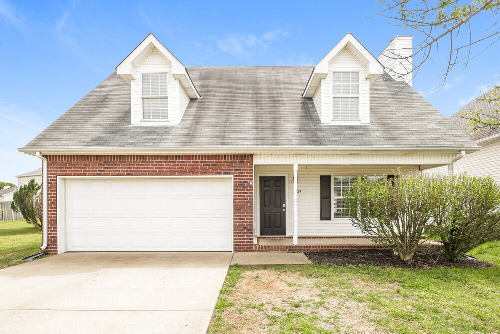 Foto principal - 1535 St Andrews Dr