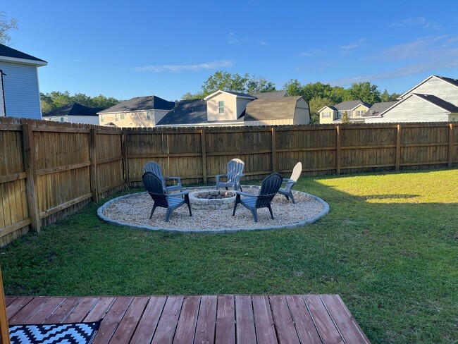 Building Photo - 68 Mikell Ct