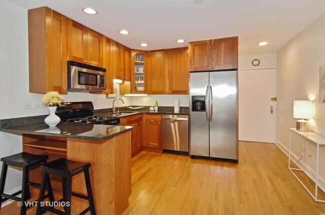 Foto del edificio - 2036 N Larrabee St