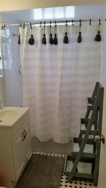 Building Photo - 2336 N Commonwealth Ave