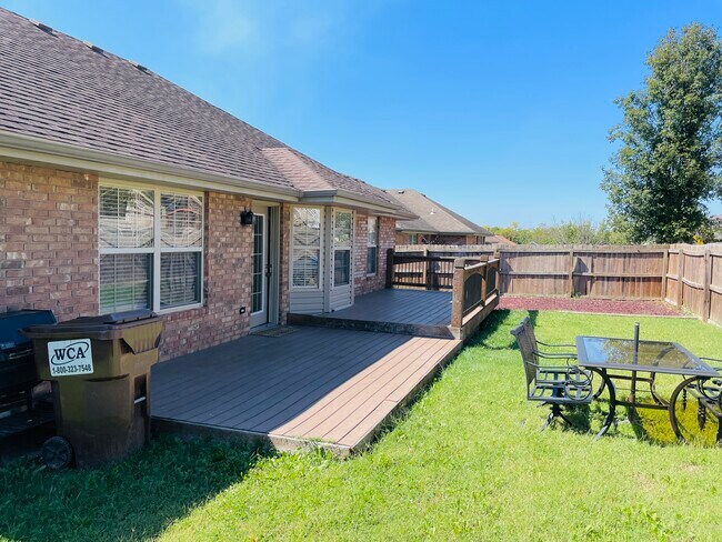 Foto del edificio - 3757 W Rockwood St