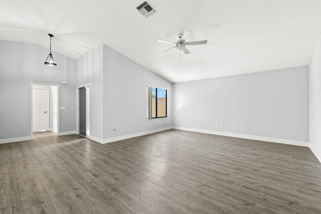 Building Photo - 3115 NW 12th St
