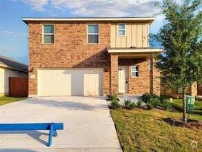 Building Photo - 120 Longmount Cv