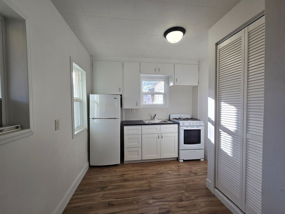 Primary Photo - Newly Updated 1 Bed / 1 Bath Bungalow