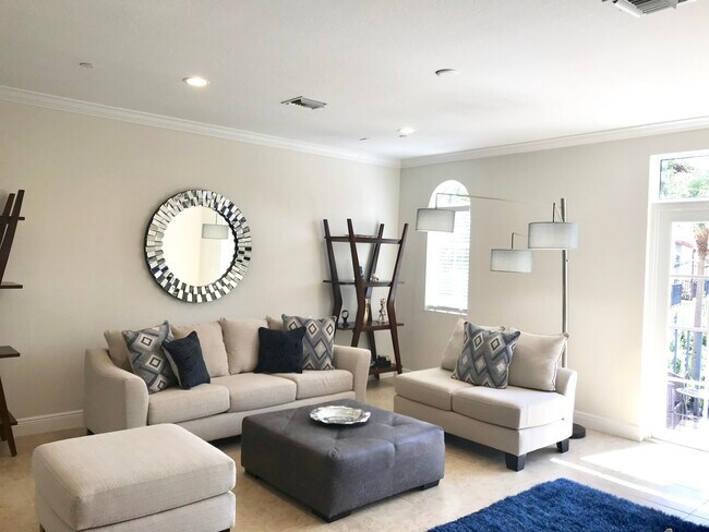 Building Photo - 3241 Estancia Way