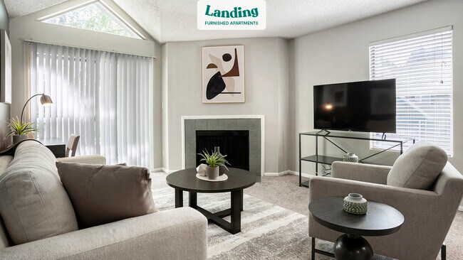 Foto del edificio - 2300 Village Lake Dr