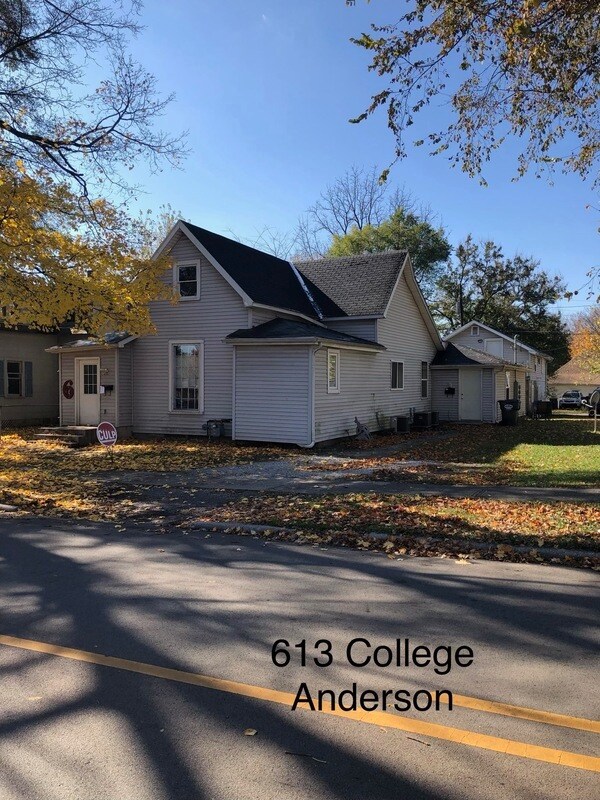 613 College Dr Unit A, Anderson, IN 46012 Condo for Rent in Anderson