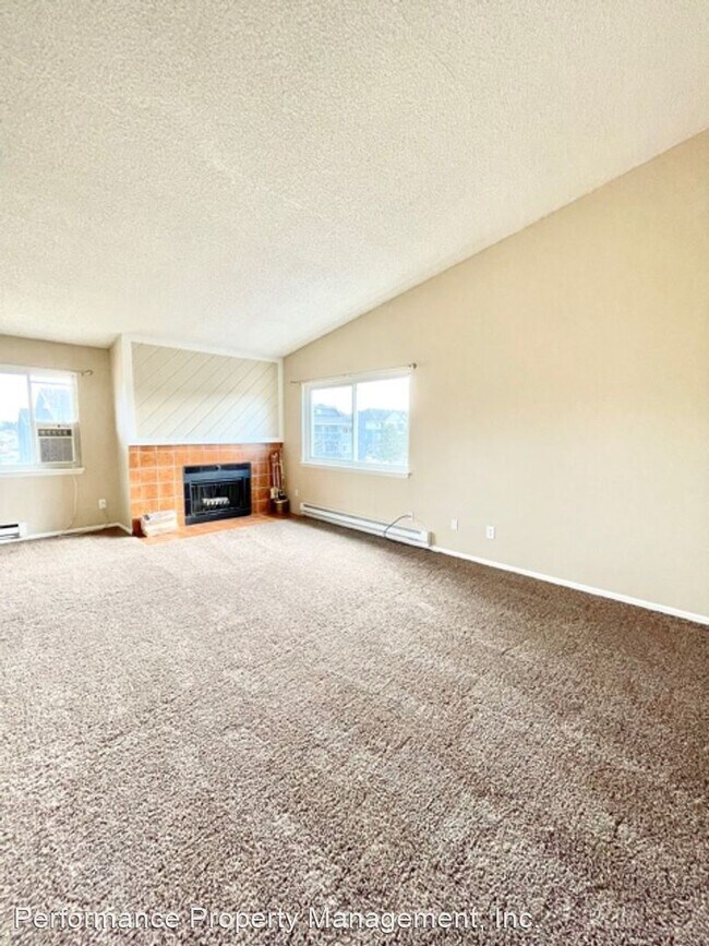 Foto del edificio - 8100 W Quincy Ave