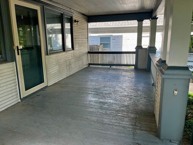 Foto del edificio - 2611 A St