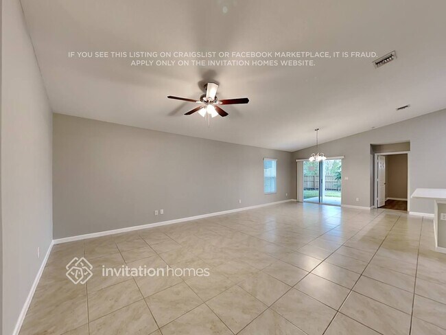 Foto del edificio - 758 NW Bristol St