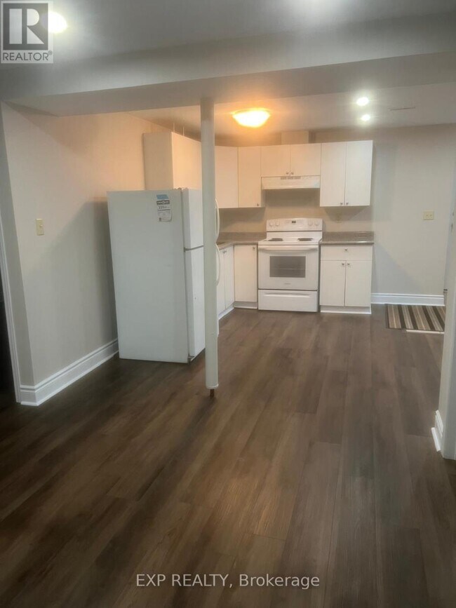 Photo du bâtiment - 14 Griffiths Dr