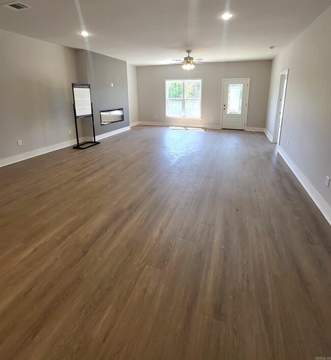 Building Photo - 1801 Aldersgate Rd