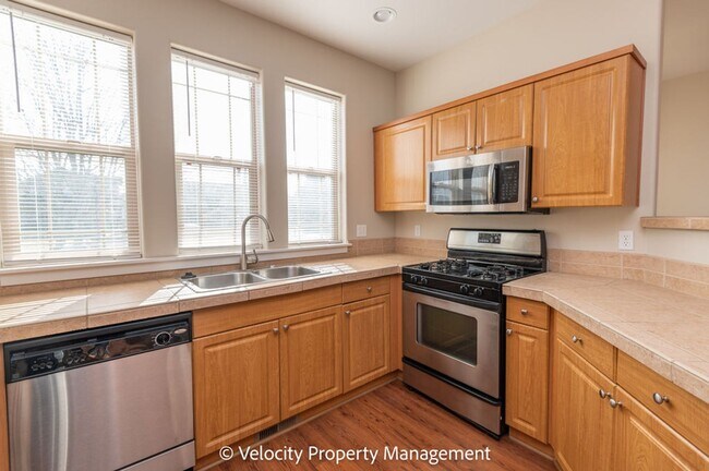 Foto del edificio - 1530 NW Hickory Pl