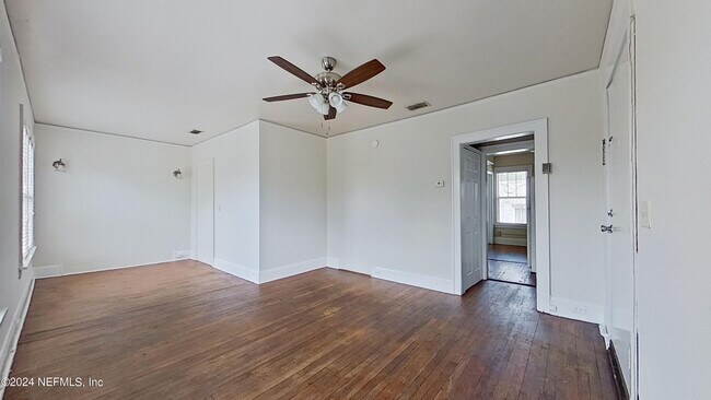 Building Photo - 1279 Belmont Terrace