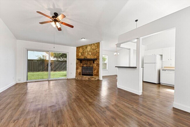 Foto del edificio - 3 br, 2 bath House - 13225 South Currituck Dr