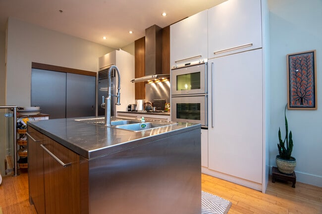 Building Photo - 2363 Champlain St NW