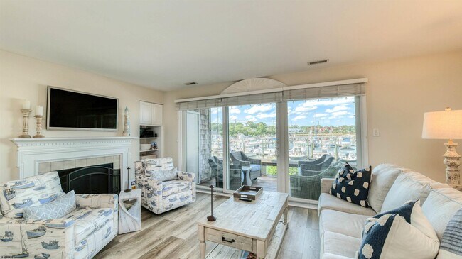 Foto del edificio - 505 Harbour Cove