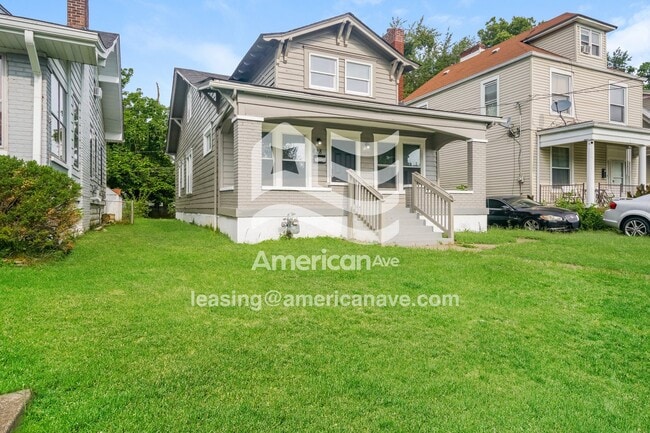 Building Photo - 628 S 40th St