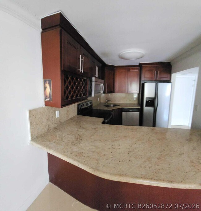 Foto del edificio - 9355 SW 8th St