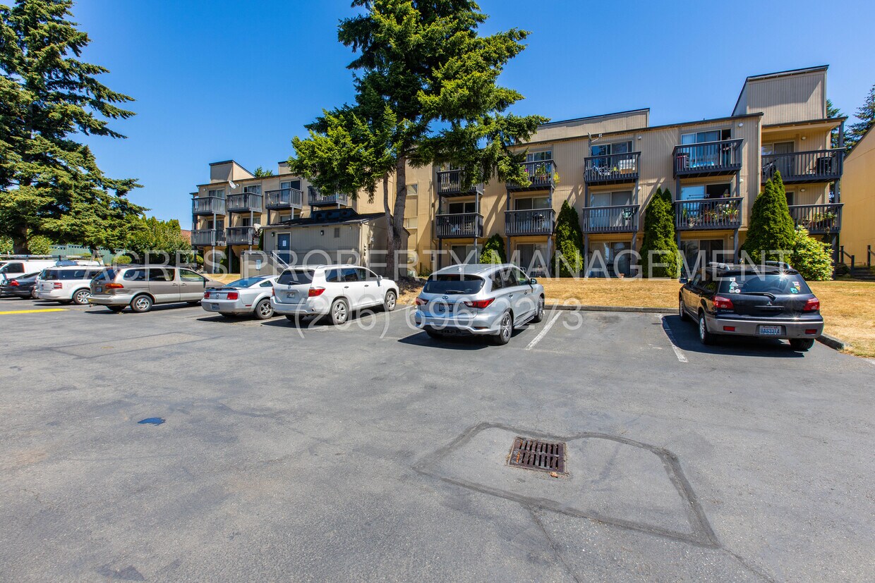 31003 14th Ave S, Federal Way, WA 98003 Condo for Rent in Federal Way