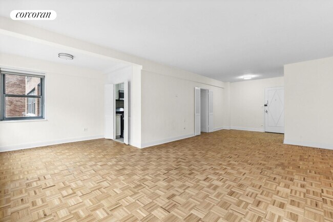 Building Photo - 136 E 76th St