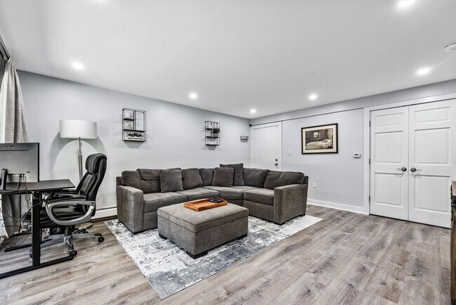 Foto del edificio - 90 Edgelawn Ave