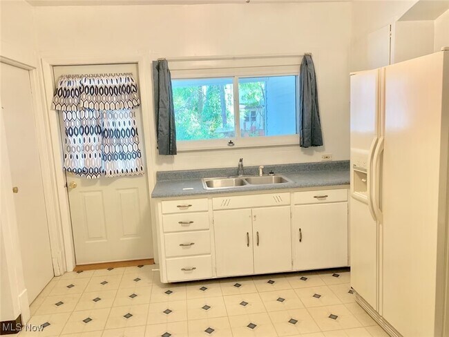 Foto del edificio - 218 Gates Ave