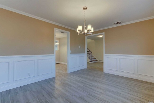 Building Photo - 28 Ensign Dr