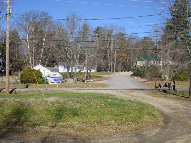 Building Photo - 4-8 Appletree Ln