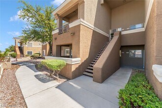 Building Photo - 8070 W Russell Rd