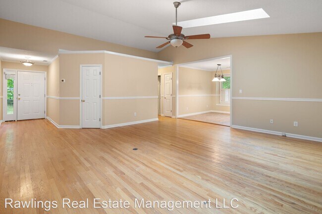 Building Photo - 3 br, 2 bath House - 302 Springfield Court