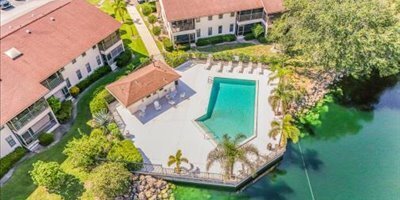 Foto del edificio - 5288 Treetops Dr