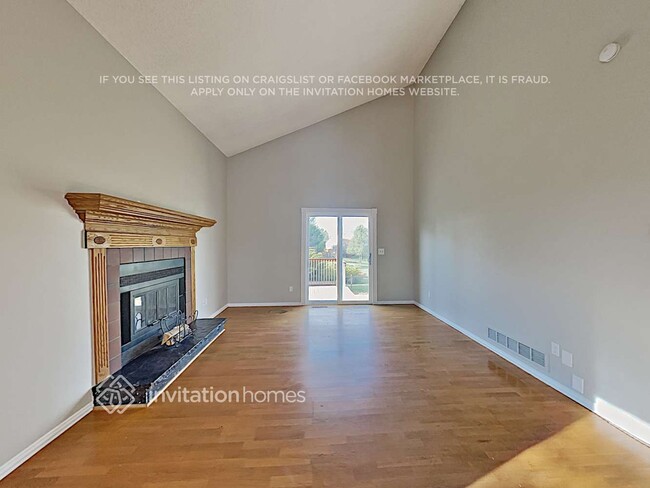 Foto del edificio - 18475 E Crestline Cir