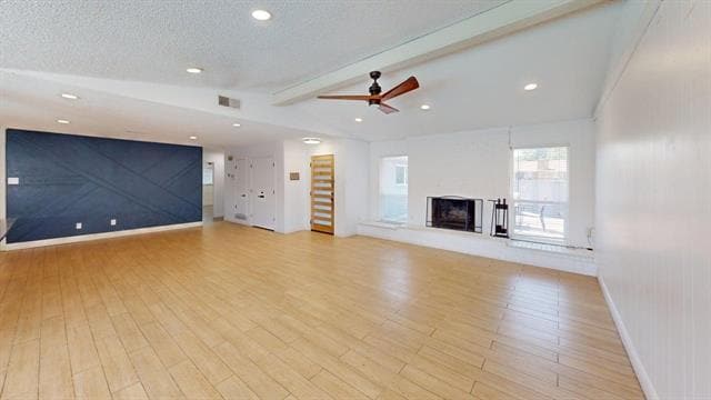 Building Photo - 2131 Blossom Ln