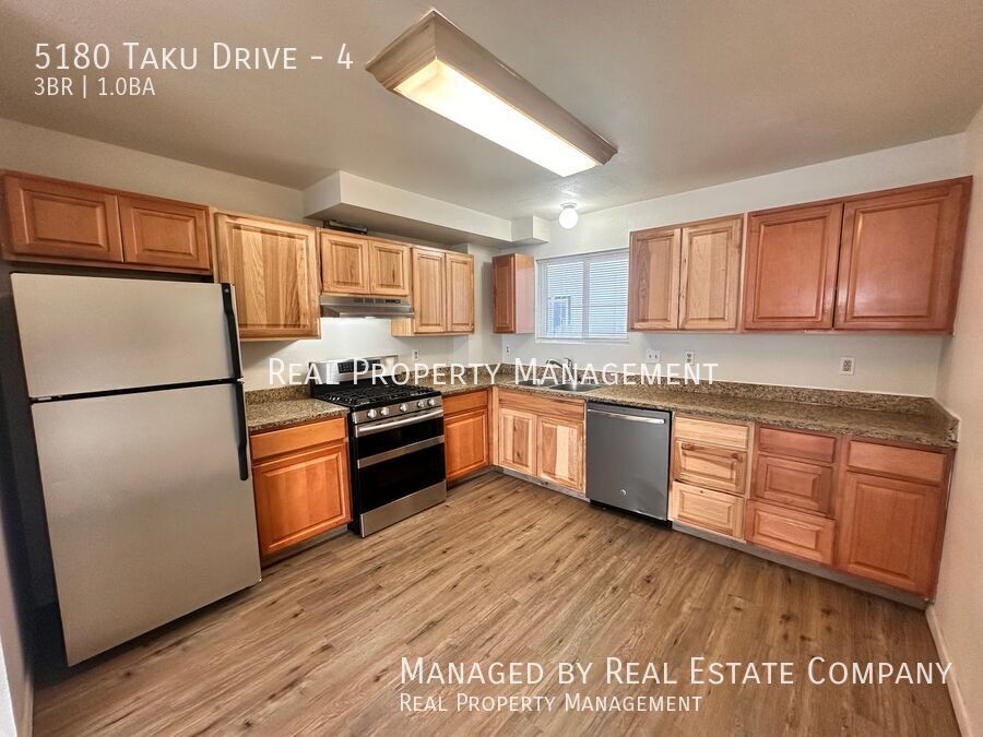 Foto principal - 5180 Taku Dr
