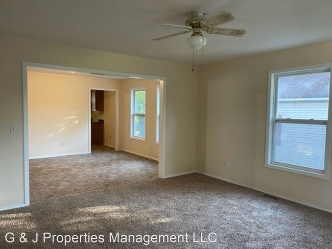 Building Photo - 3 br, 2 bath House - 1021 E. Lynn