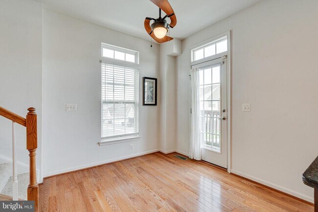 Foto del edificio - 2390 Abington Dr