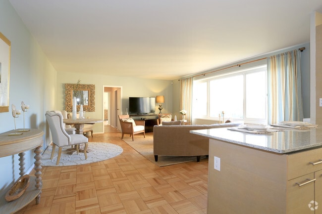 Interior Photo - Parkmerced Property List