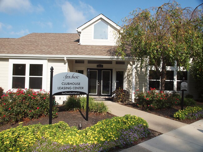 Building Photo - Fox Chase South
