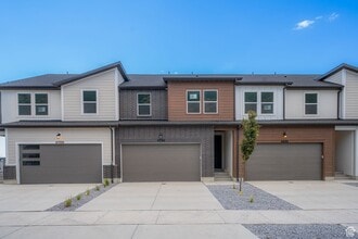 Building Photo - 4702 Heartwood Rd