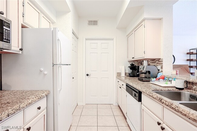 Building Photo - 4630 St Croix Ln