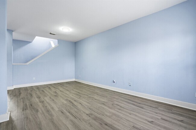 Foto del edificio - 11930 Longwood Garden Way