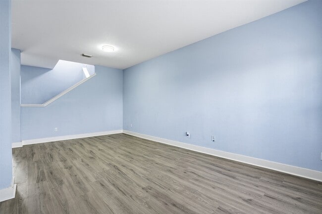 Photo - 11930 Longwood Garden Way House