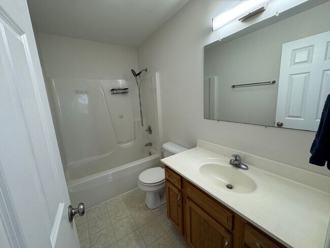 Building Photo - 4 Bedrooms, Big Yard & Top Schools – Don’t...