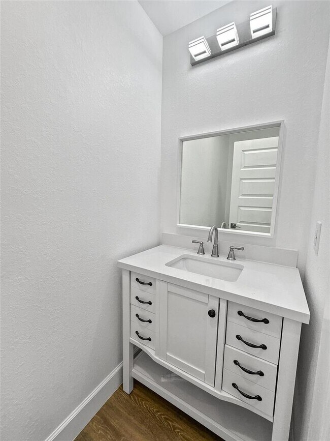 Foto del edificio - 8141 Jeffery St